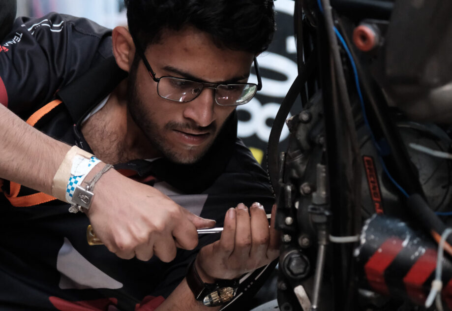 Courses are designed to benefit beginners in the Formula Student journey. These courses cover essential topics to help you understand the key concepts in vehicle design, dynamics, and team management. These courses provide a practical introduction to the Formula Student competition, offering insights from industry experts on vehicle engineering, team management, and electric vehicle systems.